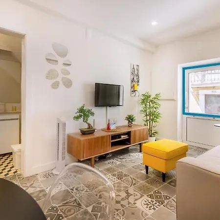 Apartment Historical Compact Flat Lissabon