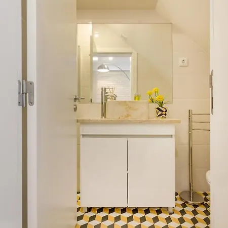 Historical Compact Flat Daire